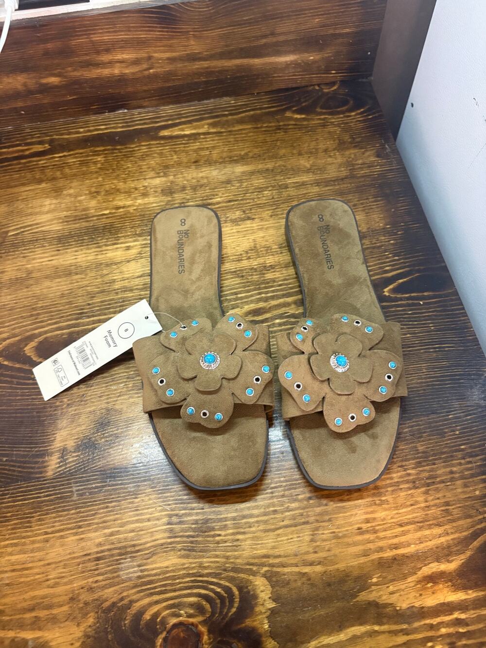 No boundaries brown and turquoise floral slide sandals size 8